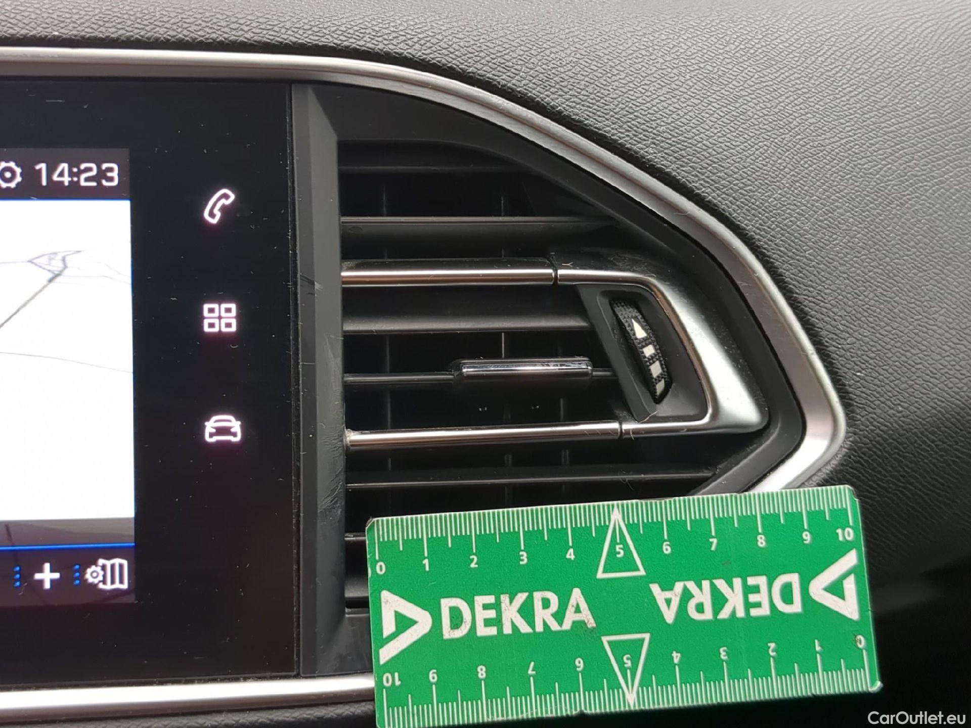  Peugeot  308  Allure 1.2 PureTech 130CV BVA8 E6d #2