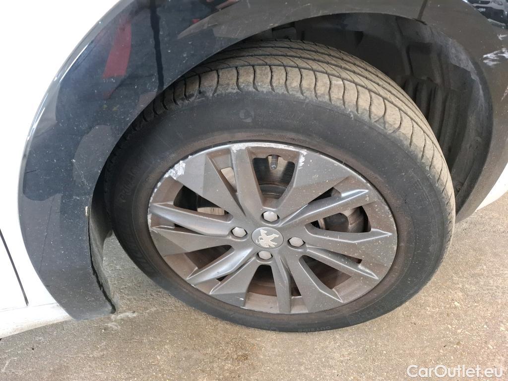  Peugeot  208  (e-) Active Business R 50kWh BVA / TRANSFO VP VF #18