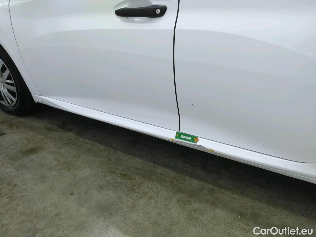  Peugeot  208  Premium 1.5 HDi 100CV BVM6 E6d #51