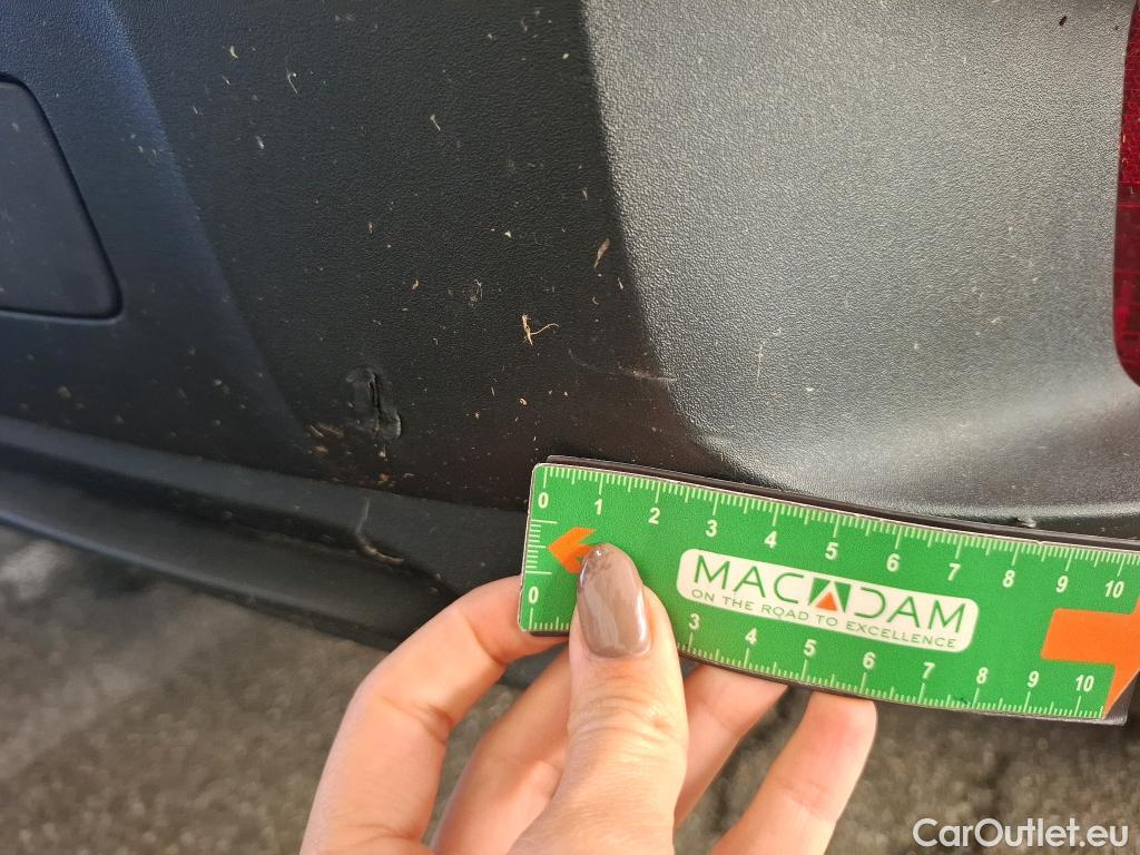  Peugeot  3008  Active Pack 1.5 HDi 130CV BVA8 E6d #51