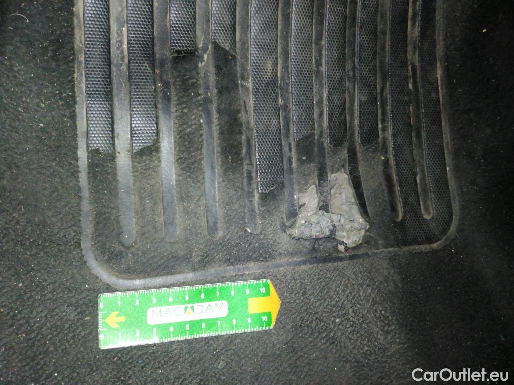  Peugeot  208  Active Business 1.5 HDi 100CV BVM5 E6dT #7