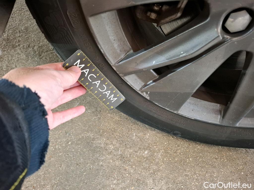  Peugeot  208  (e-) Active Business R 50kWh BVA / TRANSFO VP VF #23