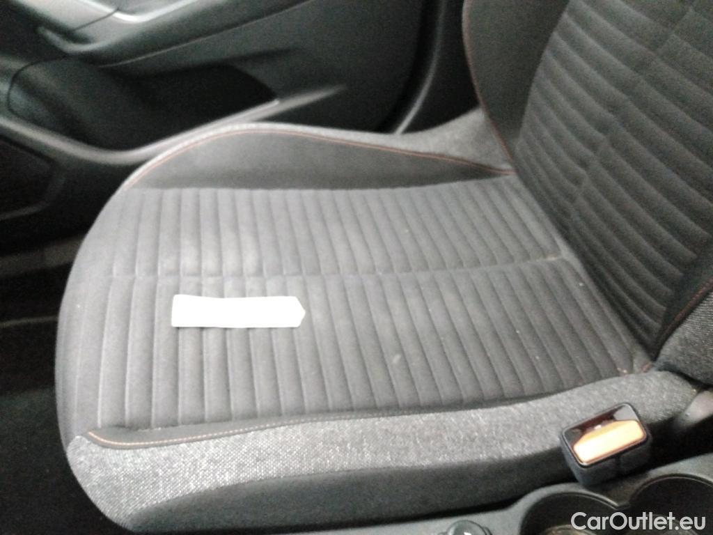  Peugeot  2008  Active Business 1.2 PureTech 130CV BVA8 E6d #31