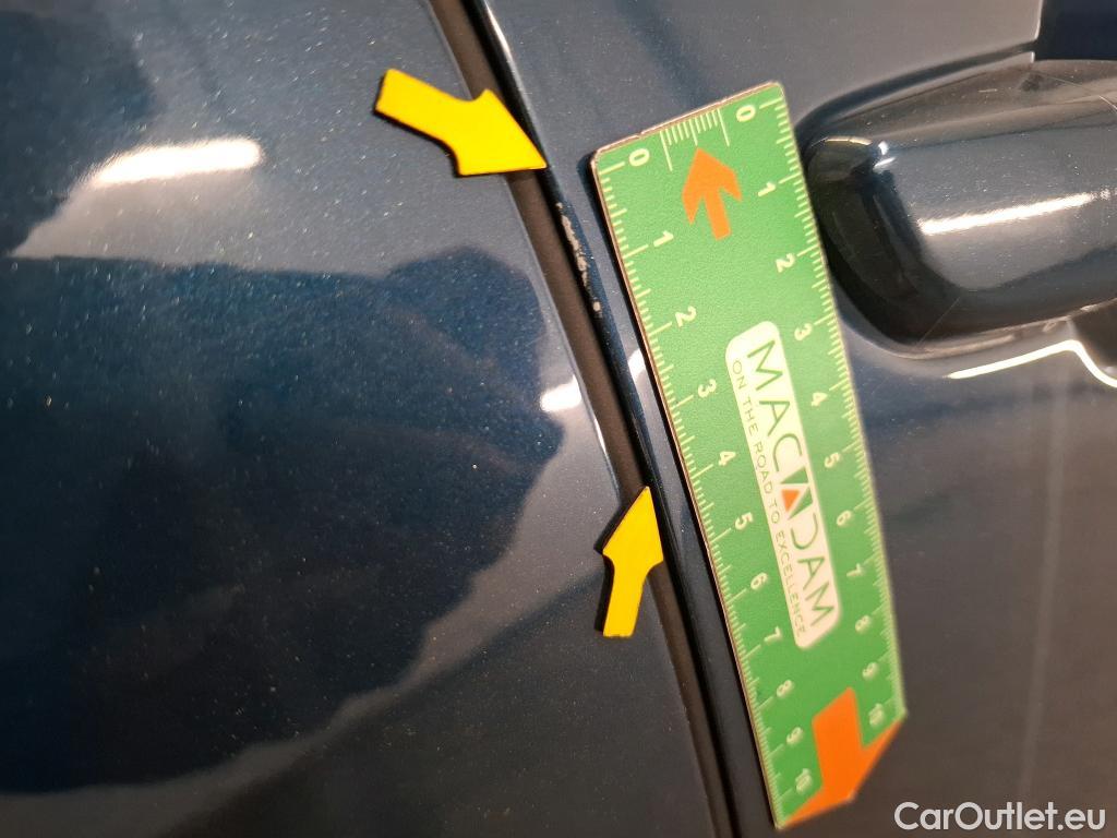  Peugeot  3008  Active Pack 1.5 HDi 130CV BVA8 E6d #43