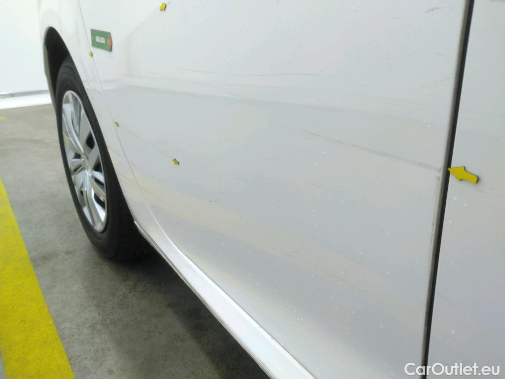  Peugeot  208  Premium 1.5 HDi 100CV BVM6 E6d #33