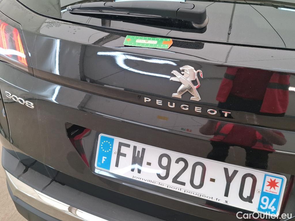  Peugeot  3008 PEUGEOT  / 2020 / 5P / SUV 1.6 HYBRID 225 E-EAT8 GT #2