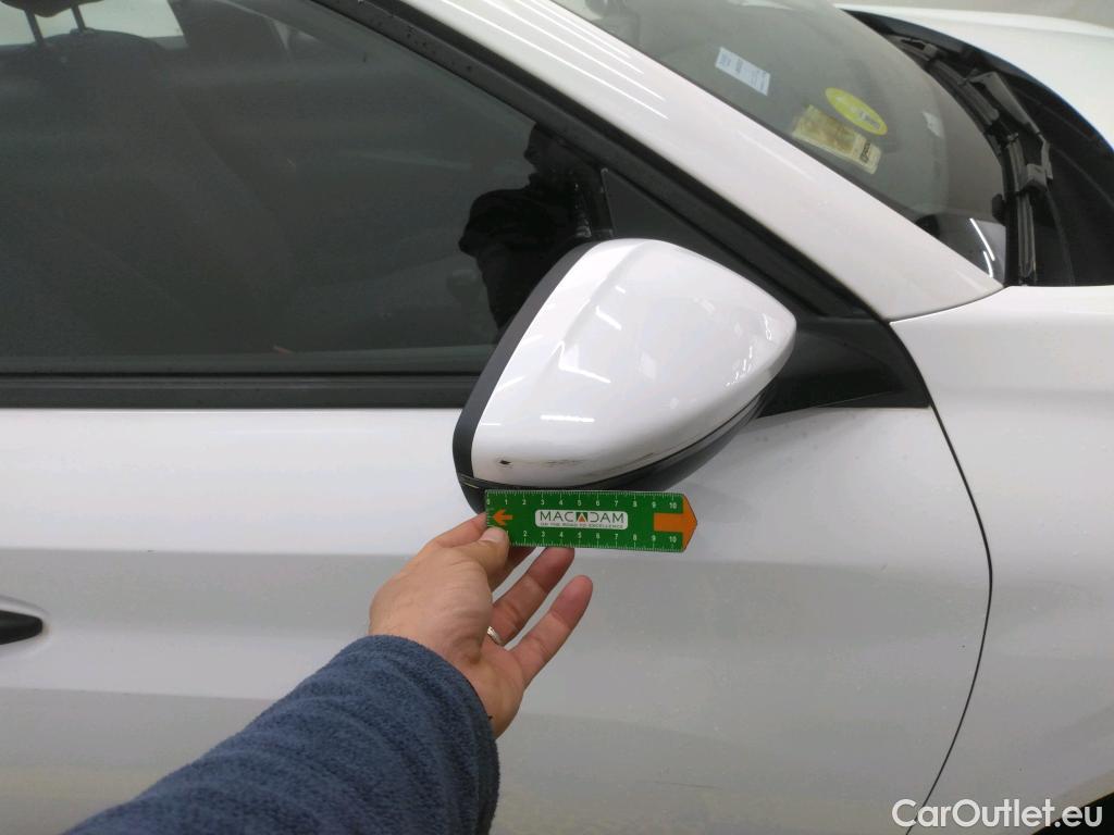  Peugeot  208  Premium 1.5 HDi 100CV BVM6 E6d #71