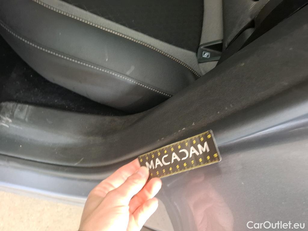  Opel   Grandland X OPEL / 2017 / 5P / SUV 1.5 DIESEL 130 ELITE #80