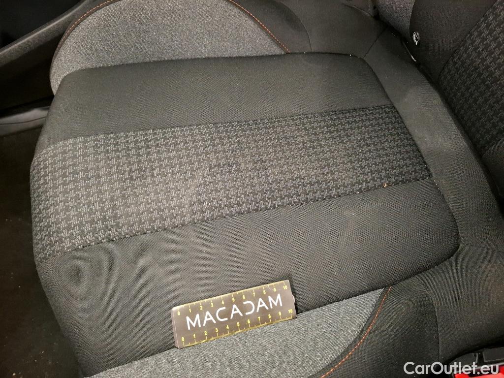  Peugeot  3008  Active Pack 1.5 HDi 130CV BVA8 E6d #32