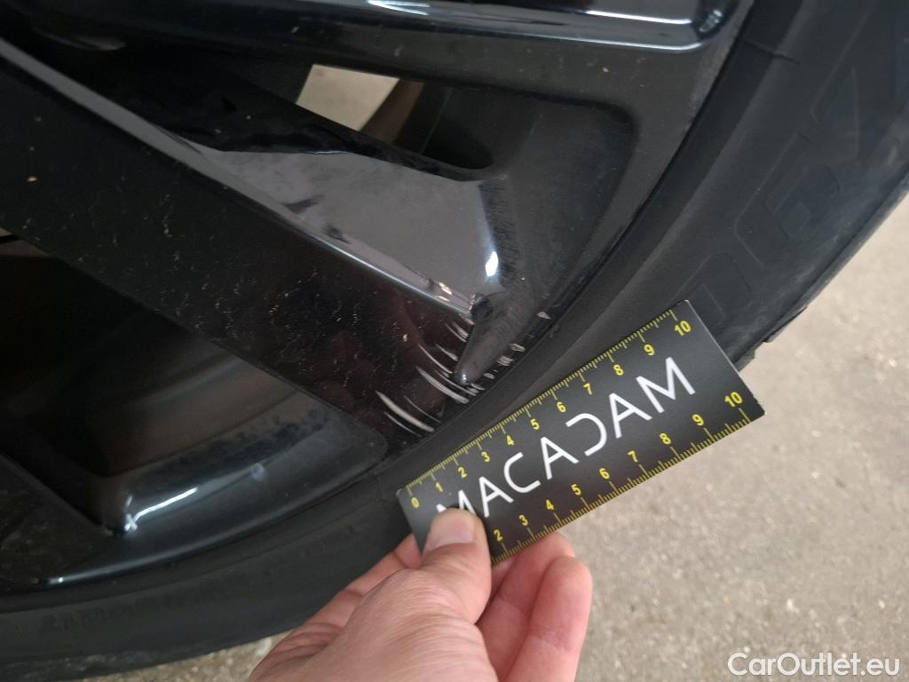  Peugeot  2008 PEUGEOT  5p Crossover 1.2 Puretech 110 S&S EAT6 GT LINE #15