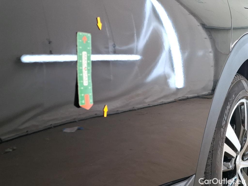  Peugeot  3008 PEUGEOT  / 2020 / 5P / SUV 1.6 HYBRID 225 E-EAT8 GT #9