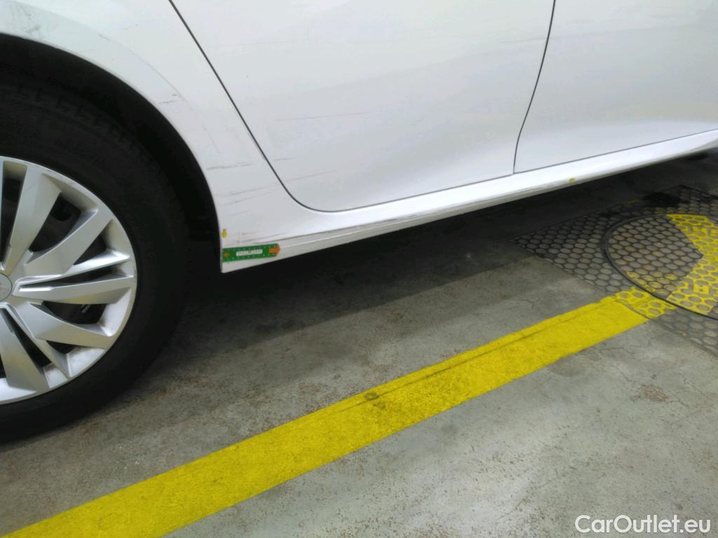  Peugeot  208  Premium 1.5 HDi 100CV BVM6 E6d #65