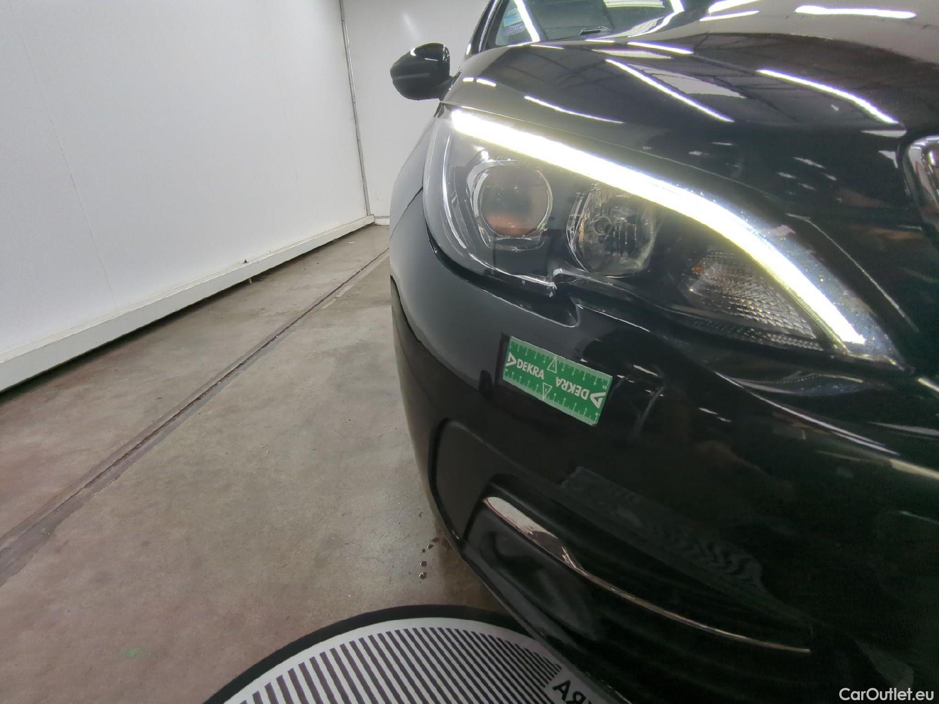  Peugeot  308  Allure 1.2 PureTech 130CV BVA8 E6d #21