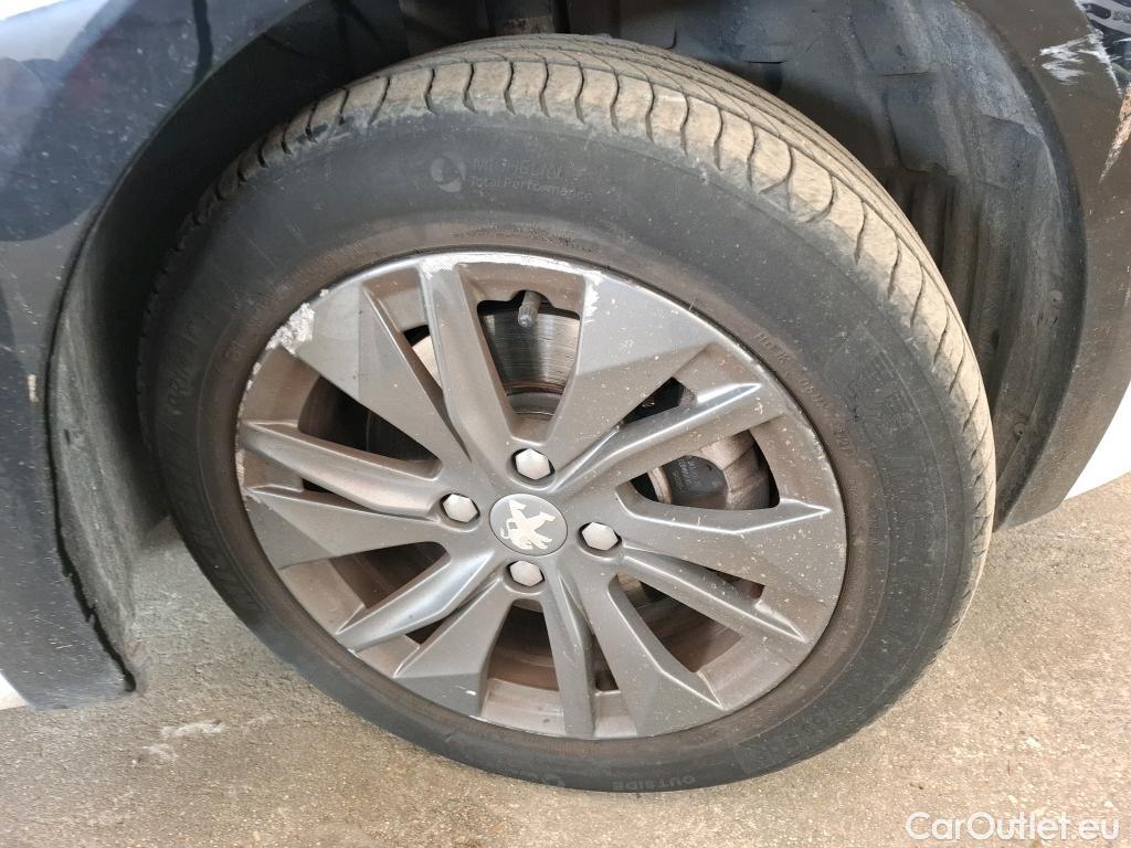  Peugeot  208  (e-) Active Business R 50kWh BVA / TRANSFO VP VF #5