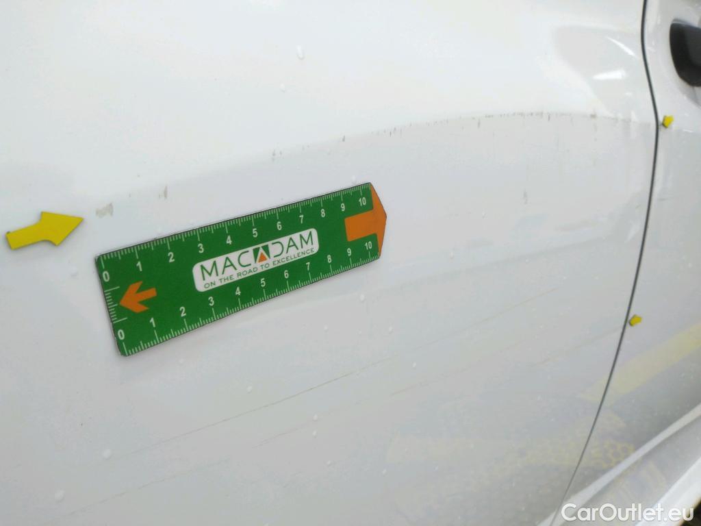  Peugeot  208  Premium 1.5 HDi 100CV BVM6 E6d #31