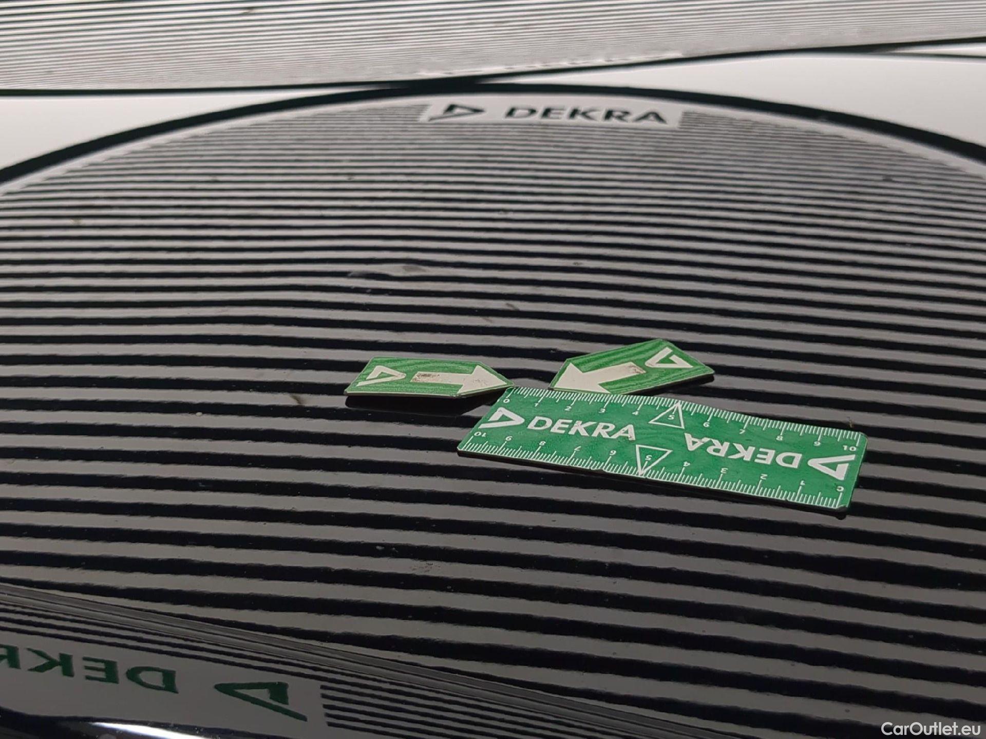  Peugeot  308  Allure 1.2 PureTech 130CV BVA8 E6d #17