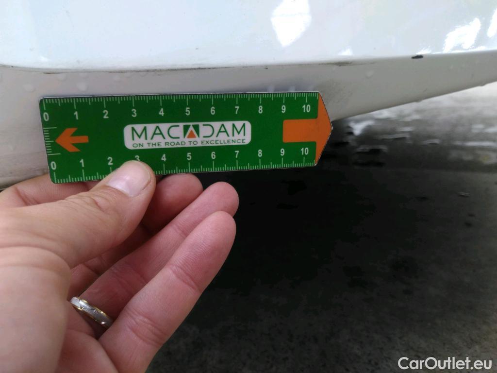  Peugeot  208  Premium 1.5 HDi 100CV BVM6 E6d #57