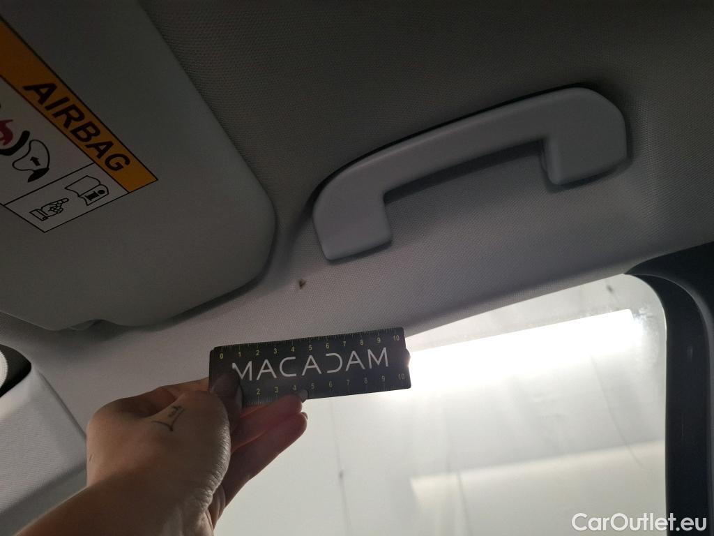  Peugeot  3008  Active Pack 1.5 HDi 130CV BVA8 E6d #10