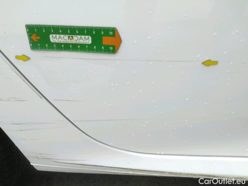  Peugeot  208  Premium 1.5 HDi 100CV BVM6 E6d #34