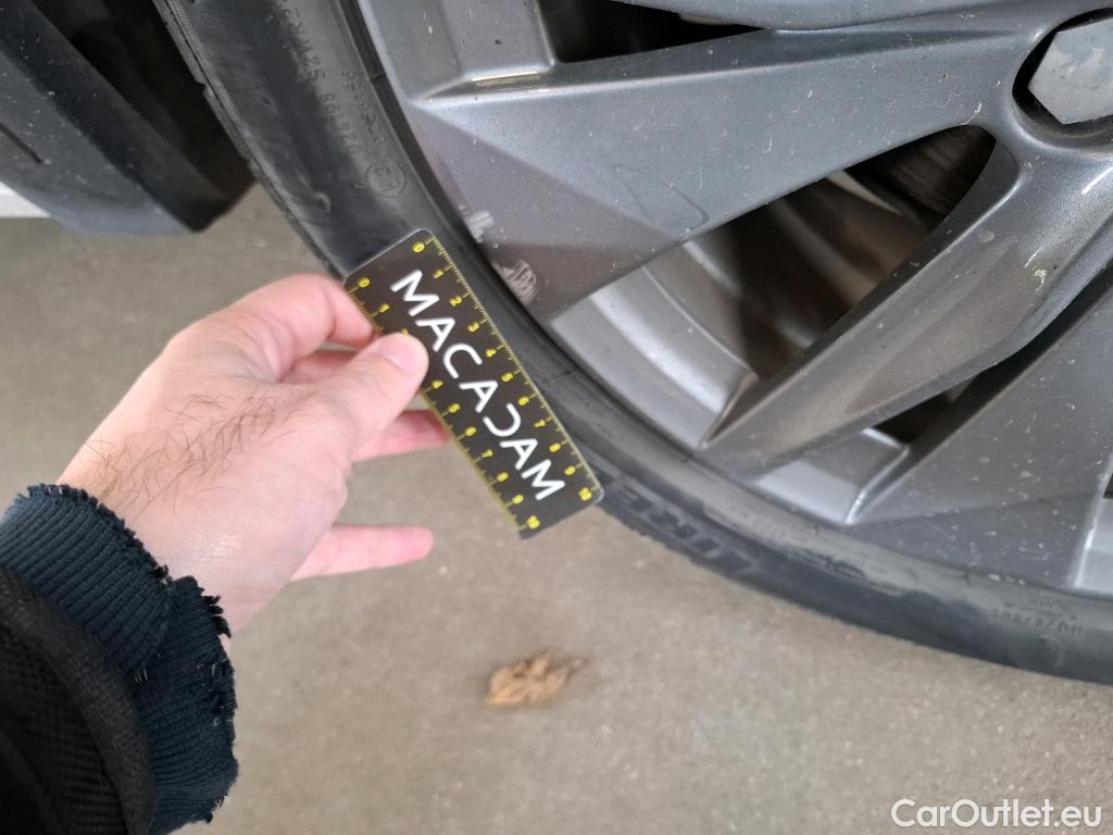  Peugeot  208  (e-) Active Business R 50kWh BVA / TRANSFO VP VF #33