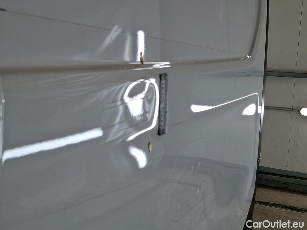  Renault  Trafic  Fourgon L2H1 3T Grand Confort 2.0 dCi 130CV BVM6 E6d #10