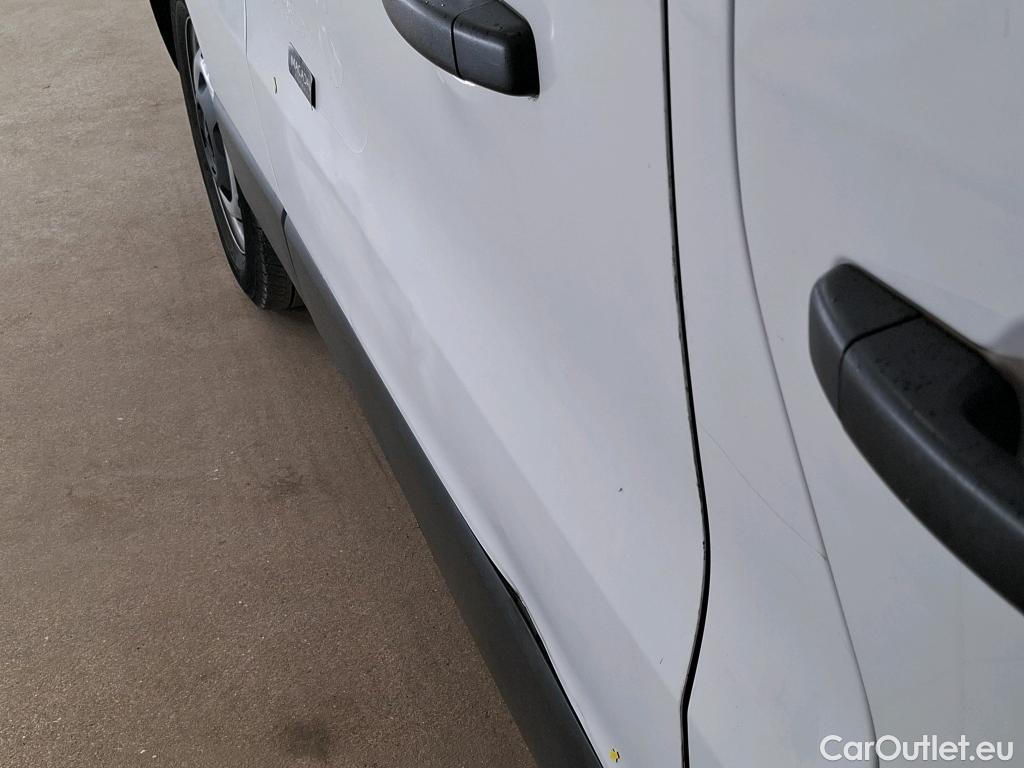  Renault  Trafic  Fourgon L2H1 3T Grand Confort 2.0 dCi 130CV BVM6 E6d #8