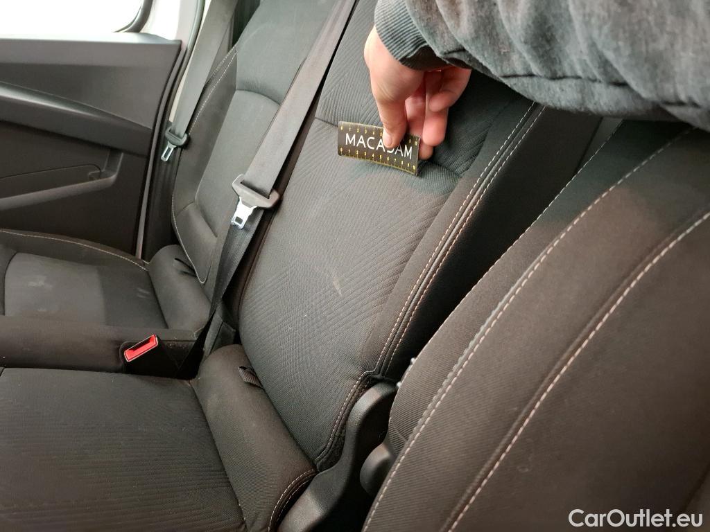  Renault  Trafic  Fourgon L2H1 3T Grand Confort 2.0 dCi 130CV BVM6 E6d #35