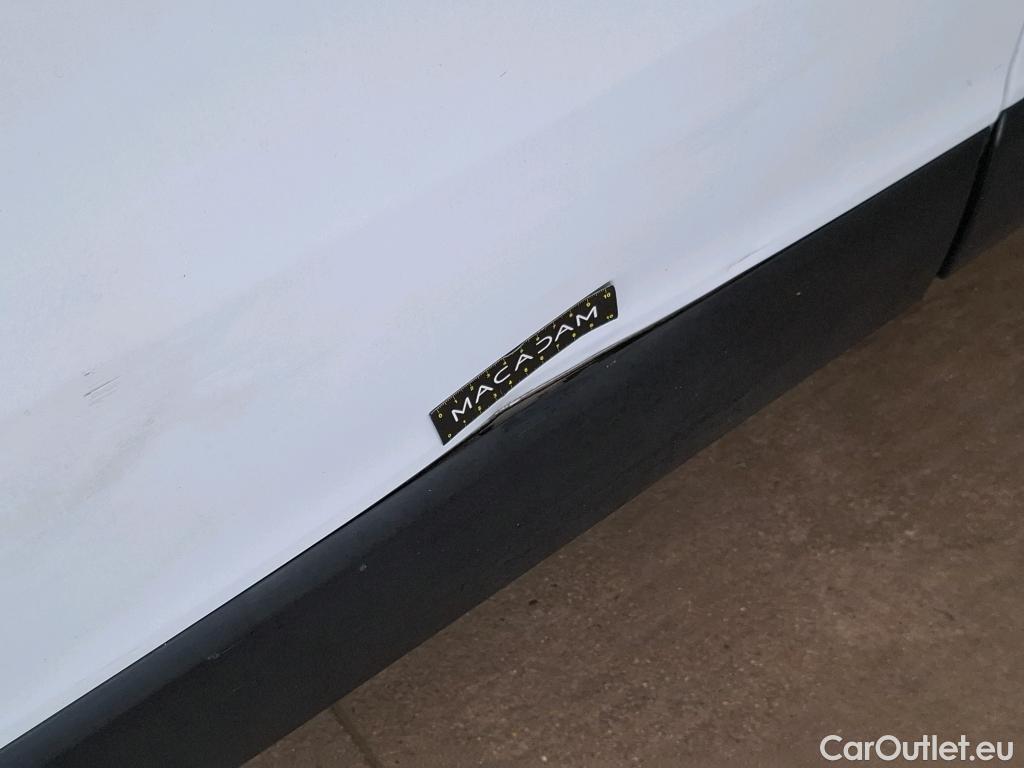  Renault  Trafic  Fourgon L2H1 3T Grand Confort 2.0 dCi 130CV BVM6 E6d #26