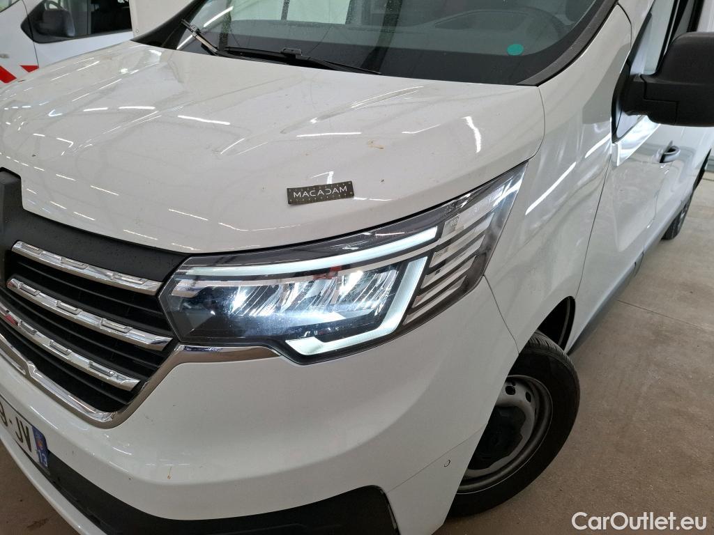  Renault  Trafic  Fourgon L2H1 3T Grand Confort 2.0 dCi 130CV BVM6 E6d #31