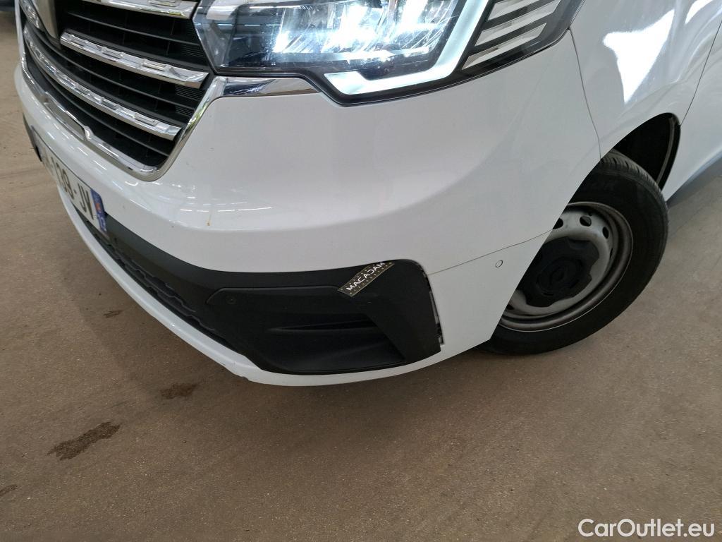  Renault  Trafic  Fourgon L2H1 3T Grand Confort 2.0 dCi 130CV BVM6 E6d #40