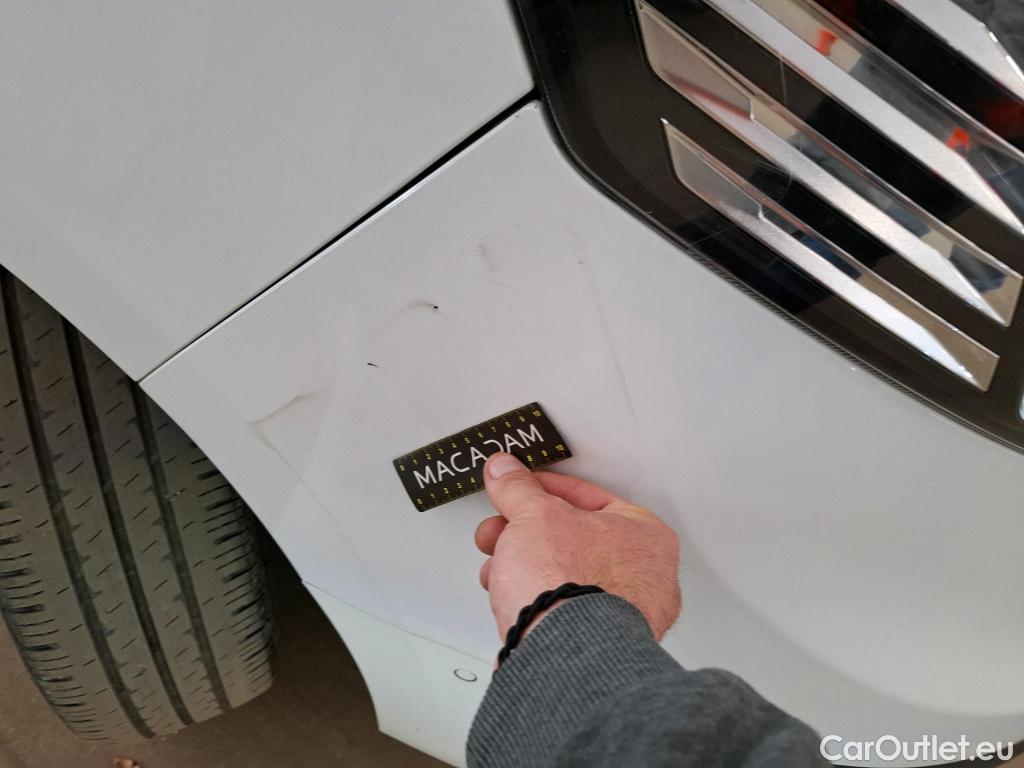  Renault  Trafic  Fourgon L2H1 3T Grand Confort 2.0 dCi 130CV BVM6 E6d #22