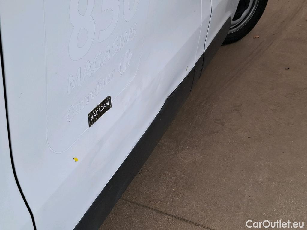  Renault  Trafic  Fourgon L2H1 3T Grand Confort 2.0 dCi 130CV BVM6 E6d #6