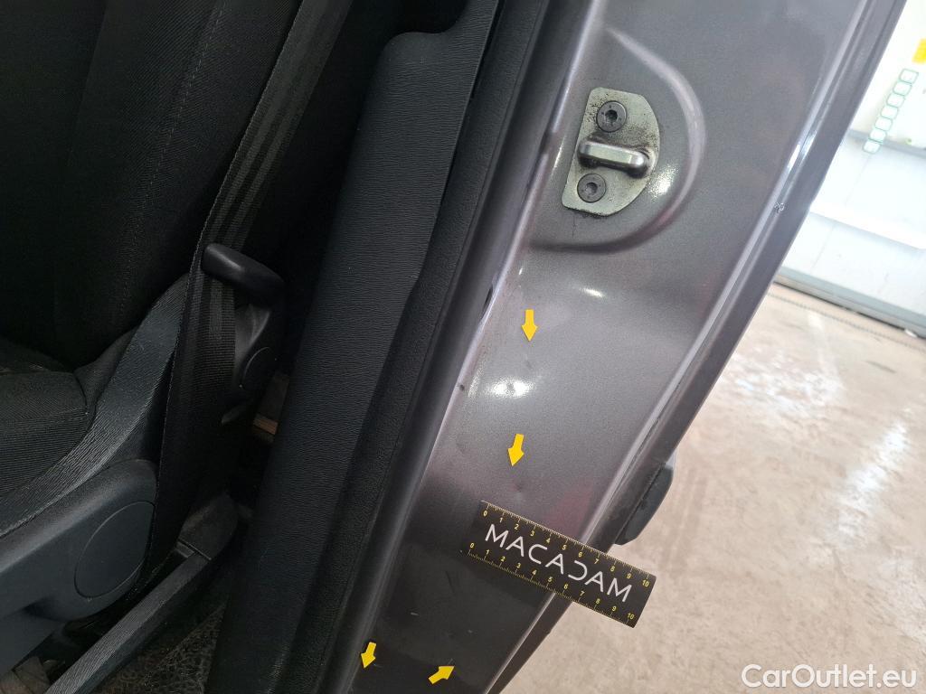  Renault  Kangoo RENAULT  Express / 2013 / 4P / Fourgonnette Gd Volume Confort - Blue dCi 95 #83