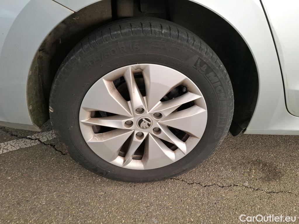  Skoda  Octavia  Break Business 2.0 TDI 115CV BVM6 E6d / TRANSFO VP/VF #7