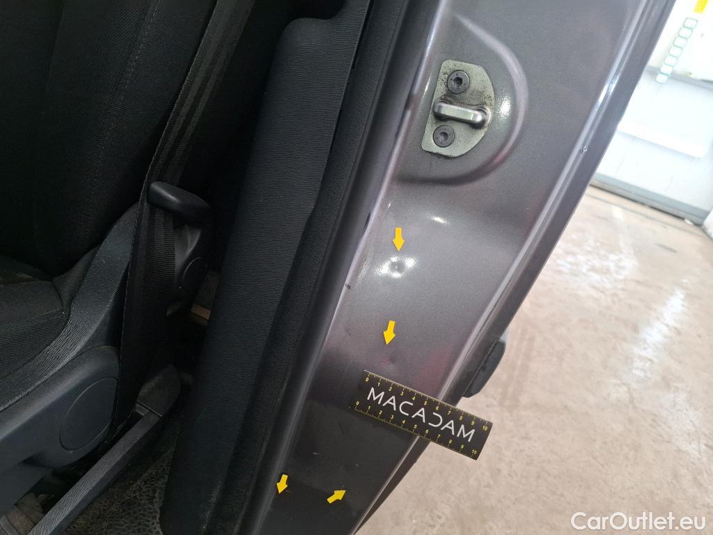  Renault  Kangoo RENAULT  Express / 2013 / 4P / Fourgonnette Gd Volume Confort - Blue dCi 95 #82