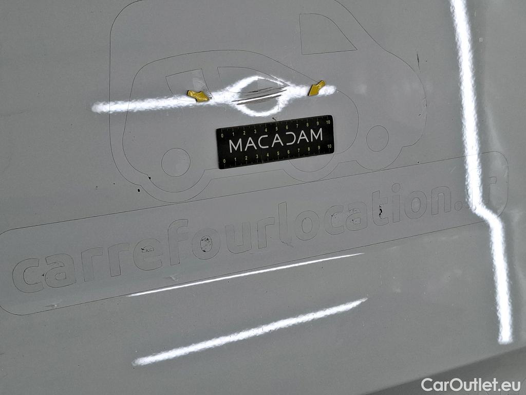  Renault  Trafic  Fourgon L2H1 3T Grand Confort 2.0 dCi 130CV BVM6 E6d #17