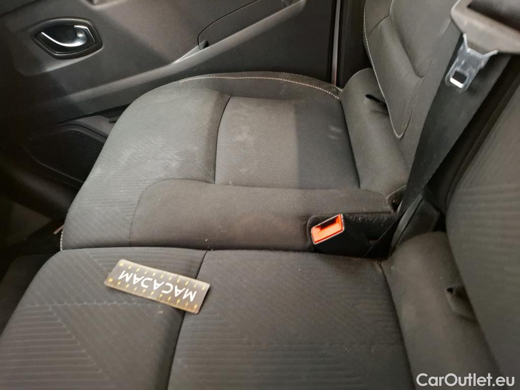  Renault  Trafic  Fourgon L2H1 3T Grand Confort 2.0 dCi 130CV BVM6 E6d #33