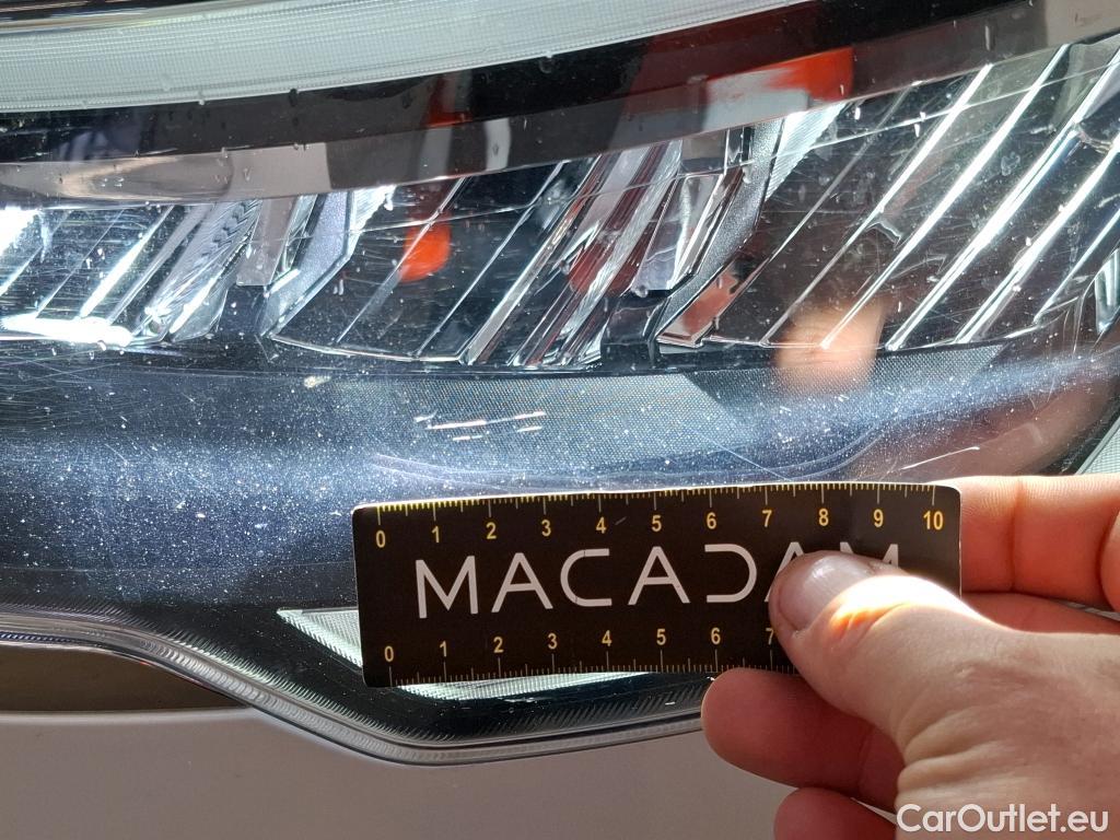  Renault  Trafic  Fourgon L2H1 3T Grand Confort 2.0 dCi 130CV BVM6 E6d #32