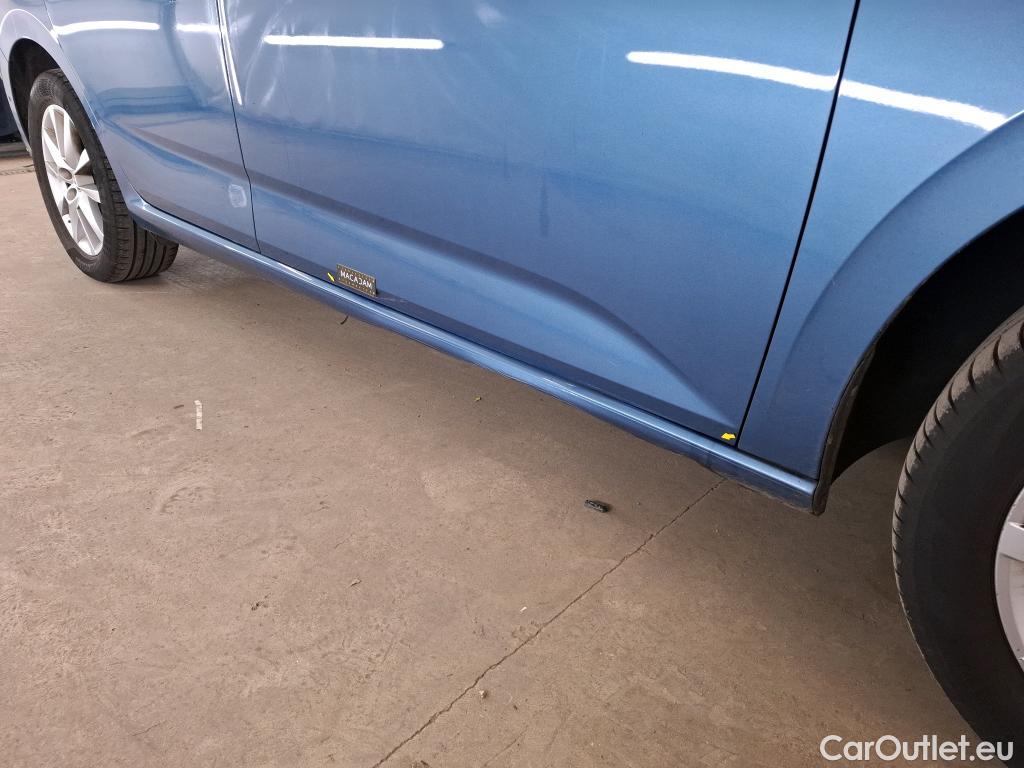  Skoda  Scala  Ambition 1.0 TSI 115CV BVM6 E6dT #10