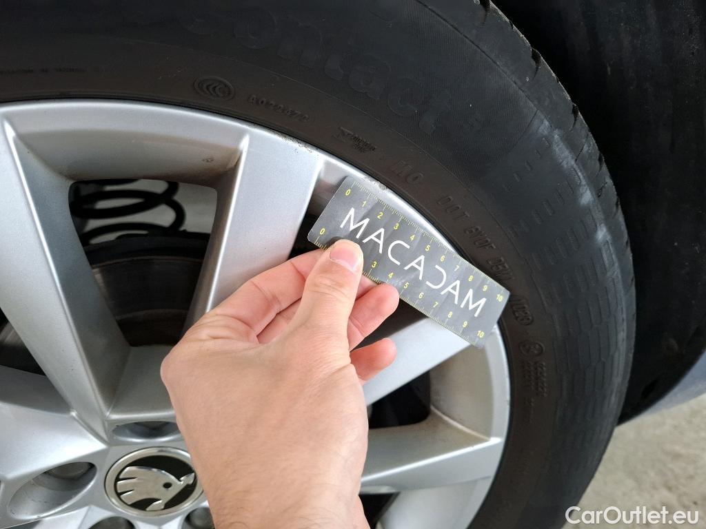  Skoda  Scala  Ambition 1.0 TSI 115CV BVM6 E6dT #57