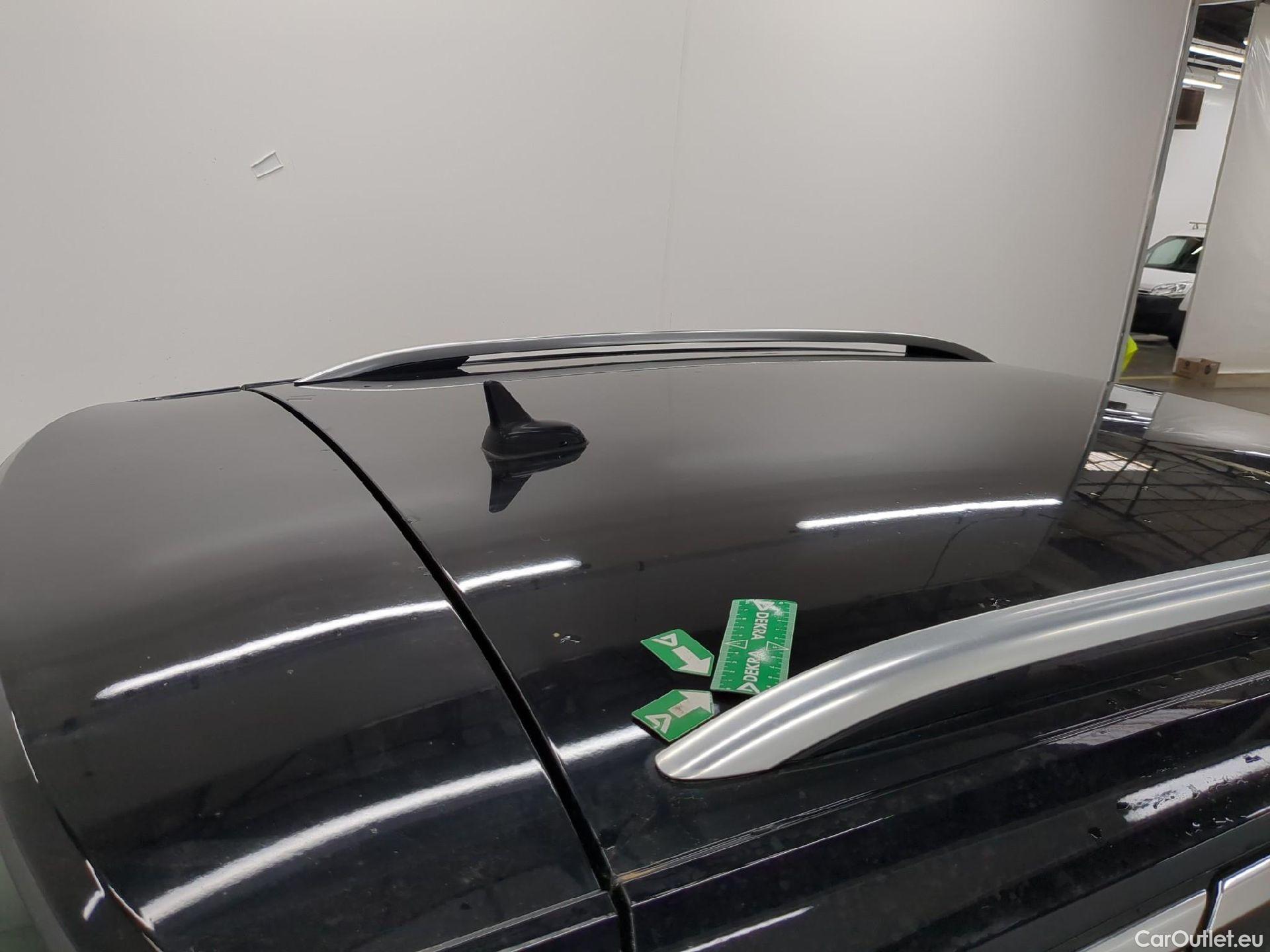  Volkswagen  T-ROC VOLKSWAGEN  / 2017 / 5P / SUV 1.5 TSI 150 EVO CARAT DSG7 #12