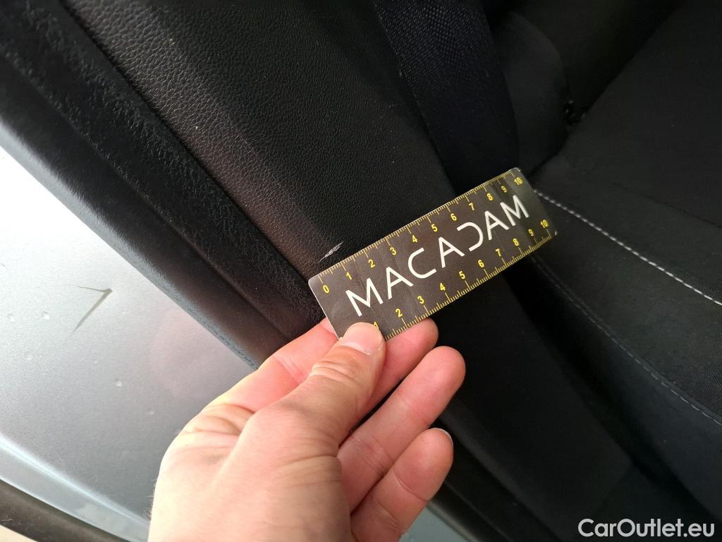  Renault  Captur  II Business 1.5 dCi 115CV BVA7 E6dT #31