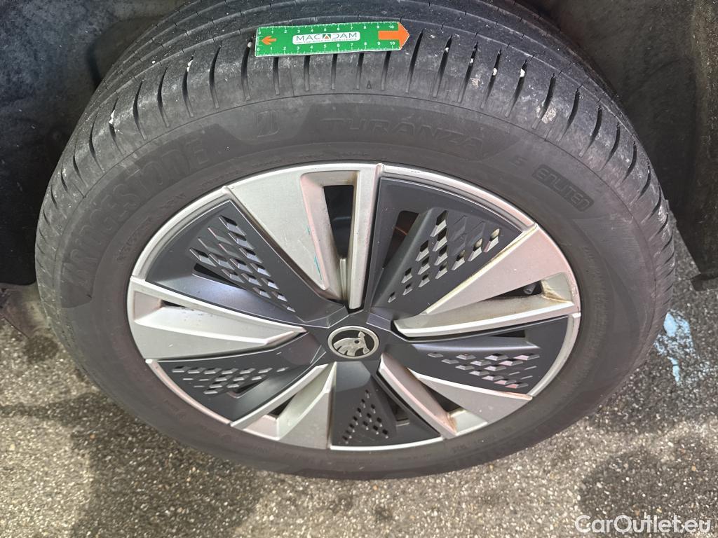  Skoda  Karoq SKODA  / 2022 / 5P / SUV 1.5 TSI 150ch ACT DSG7 Business #32