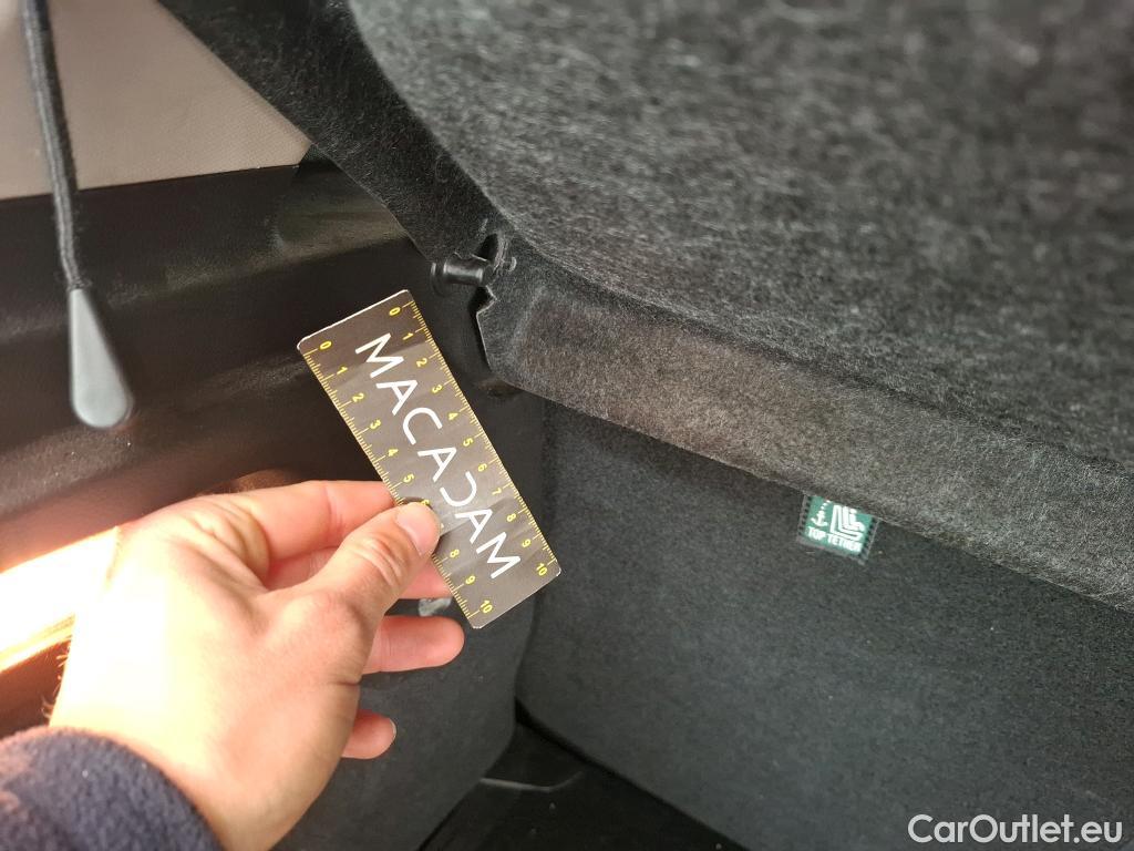  Renault  Captur  II Business 1.5 dCi 115CV BVA7 E6dT #2