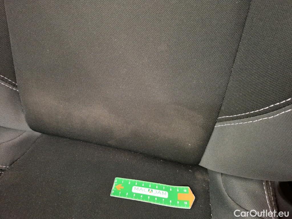  Renault  Clio RENAULT  / 2016 / 5P / Berline &Business dCi 90 #23