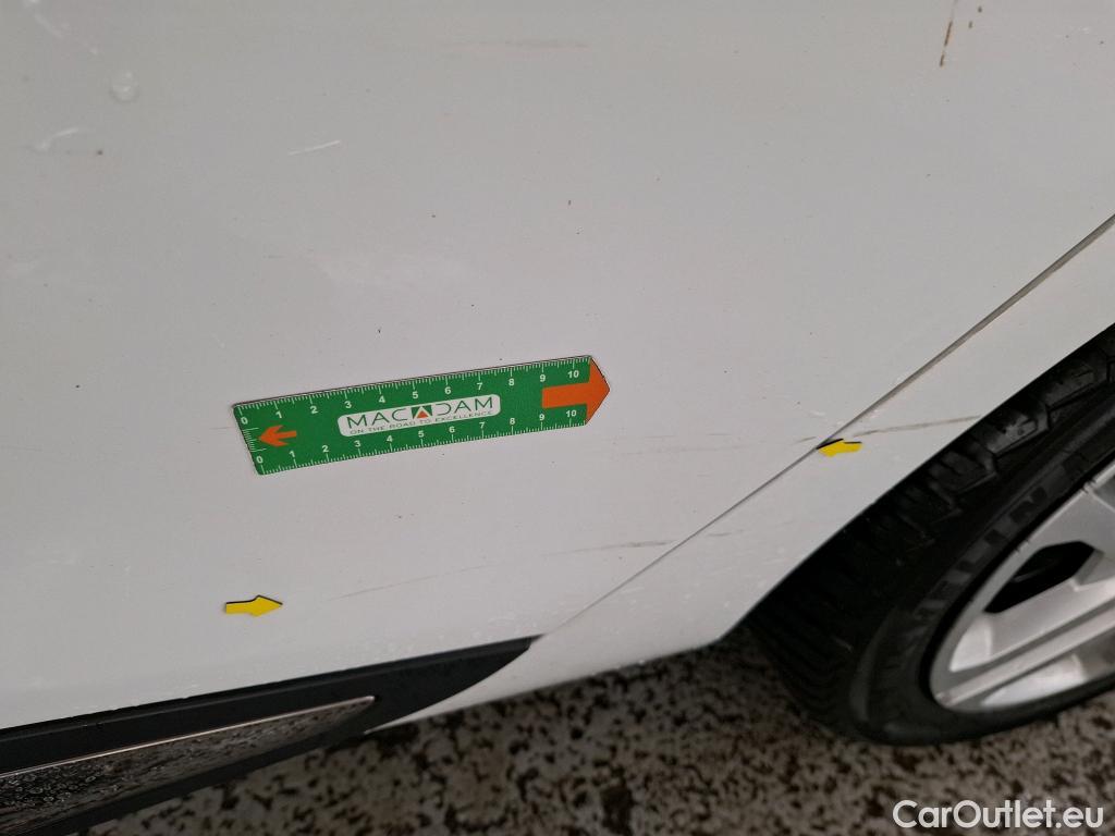  Renault  Clio RENAULT  / 2016 / 5P / Berline &Business dCi 90 #27