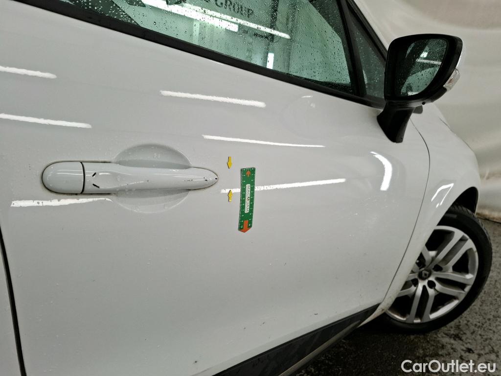  Renault  Clio RENAULT  / 2016 / 5P / Berline &Business dCi 90 #20