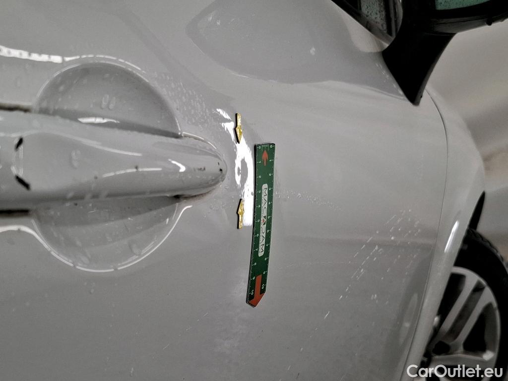  Renault  Clio RENAULT  / 2016 / 5P / Berline &Business dCi 90 #21