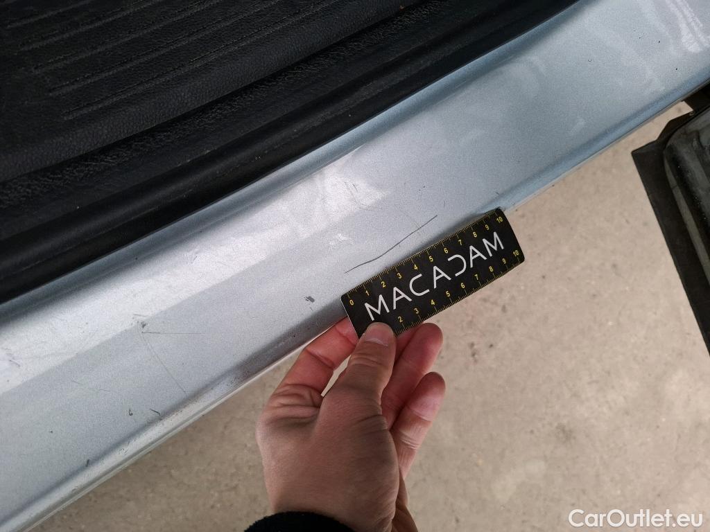  Renault  Captur  II Business 1.5 dCi 115CV BVA7 E6dT #28