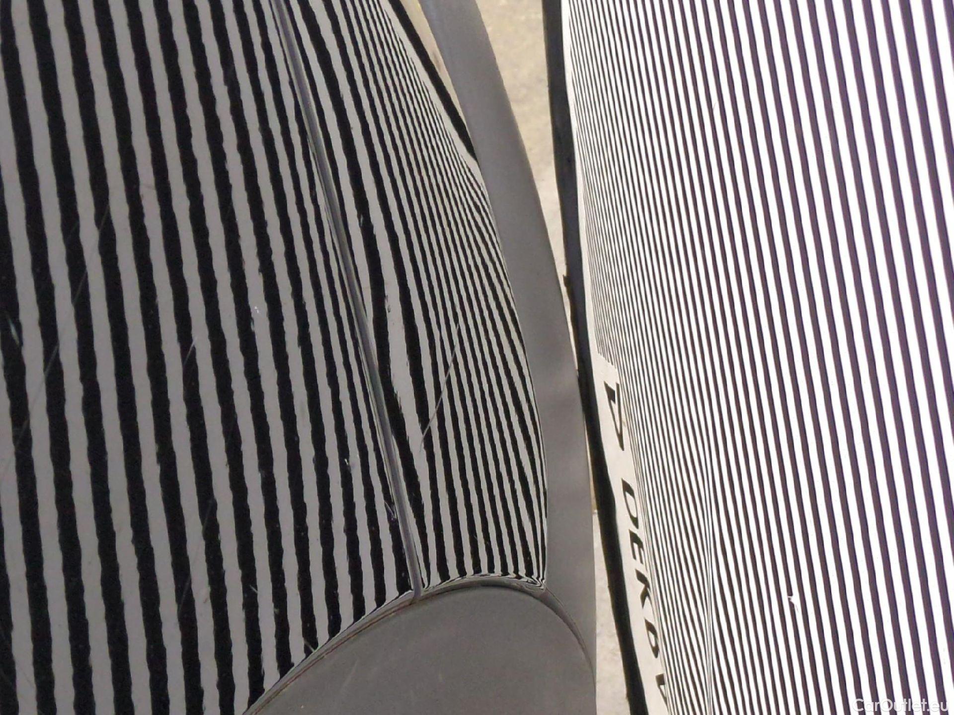  Peugeot  5008  Allure Business 1.5 HDi 130CV BVA8 E6dT #71